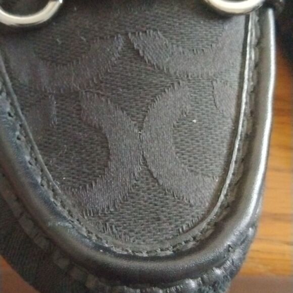 Coach    - Picture 8 of 9